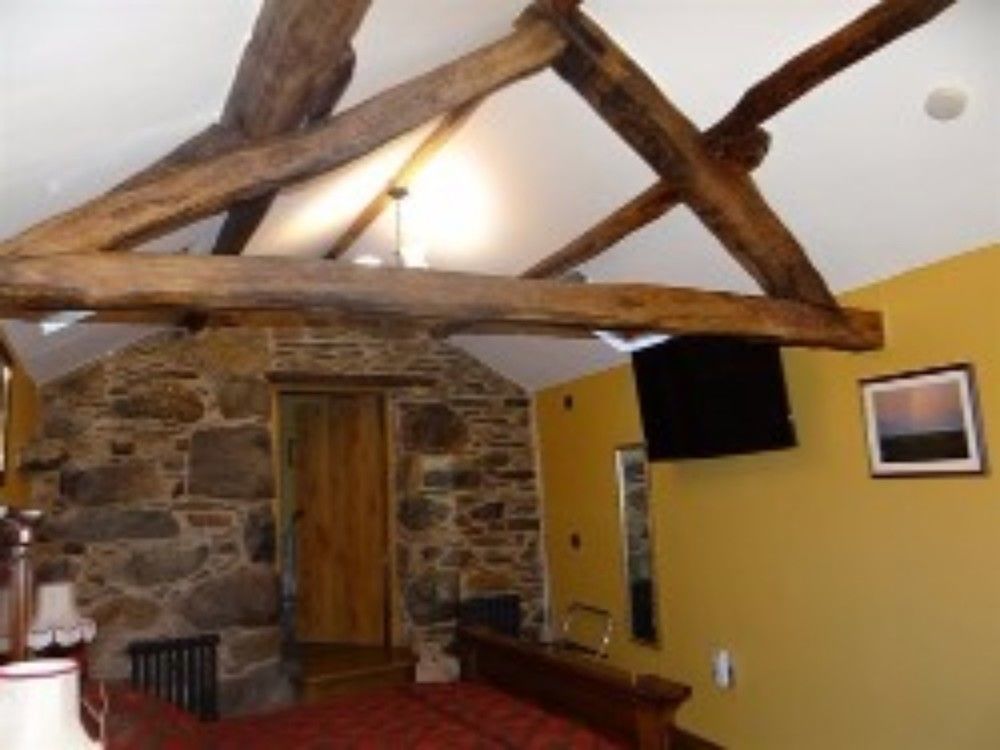 The Wayside And Whisky Barn Hotel Whitbeck Exterior photo